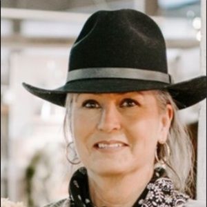 Meet your Posher, Sally